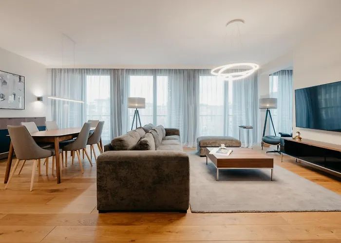 Aparthotel Inqse Marina 4*