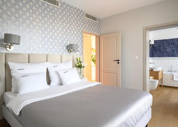 Apart Otel Inqse Marina 4*